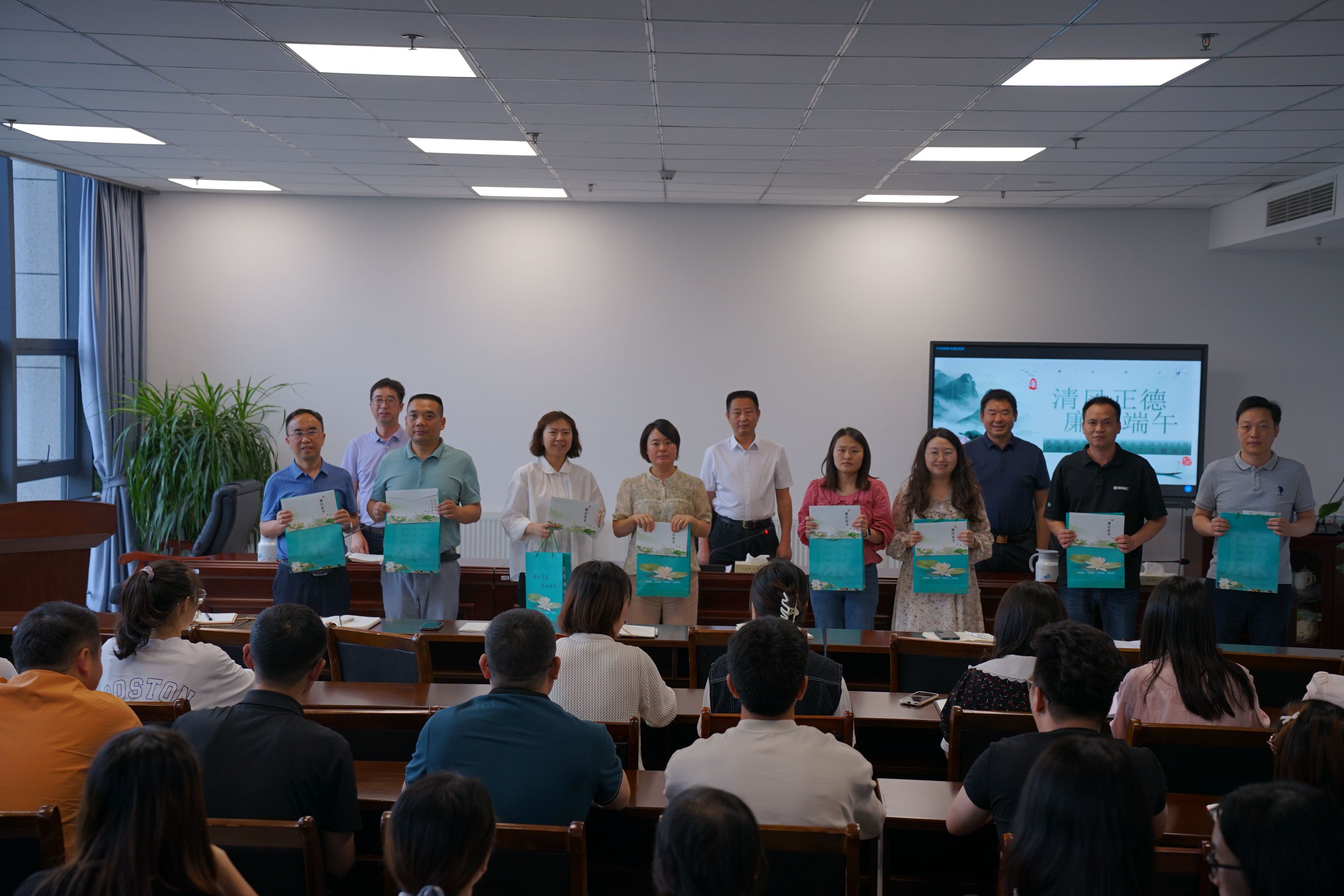 1718073518875528.jpg DSC01835.jpg